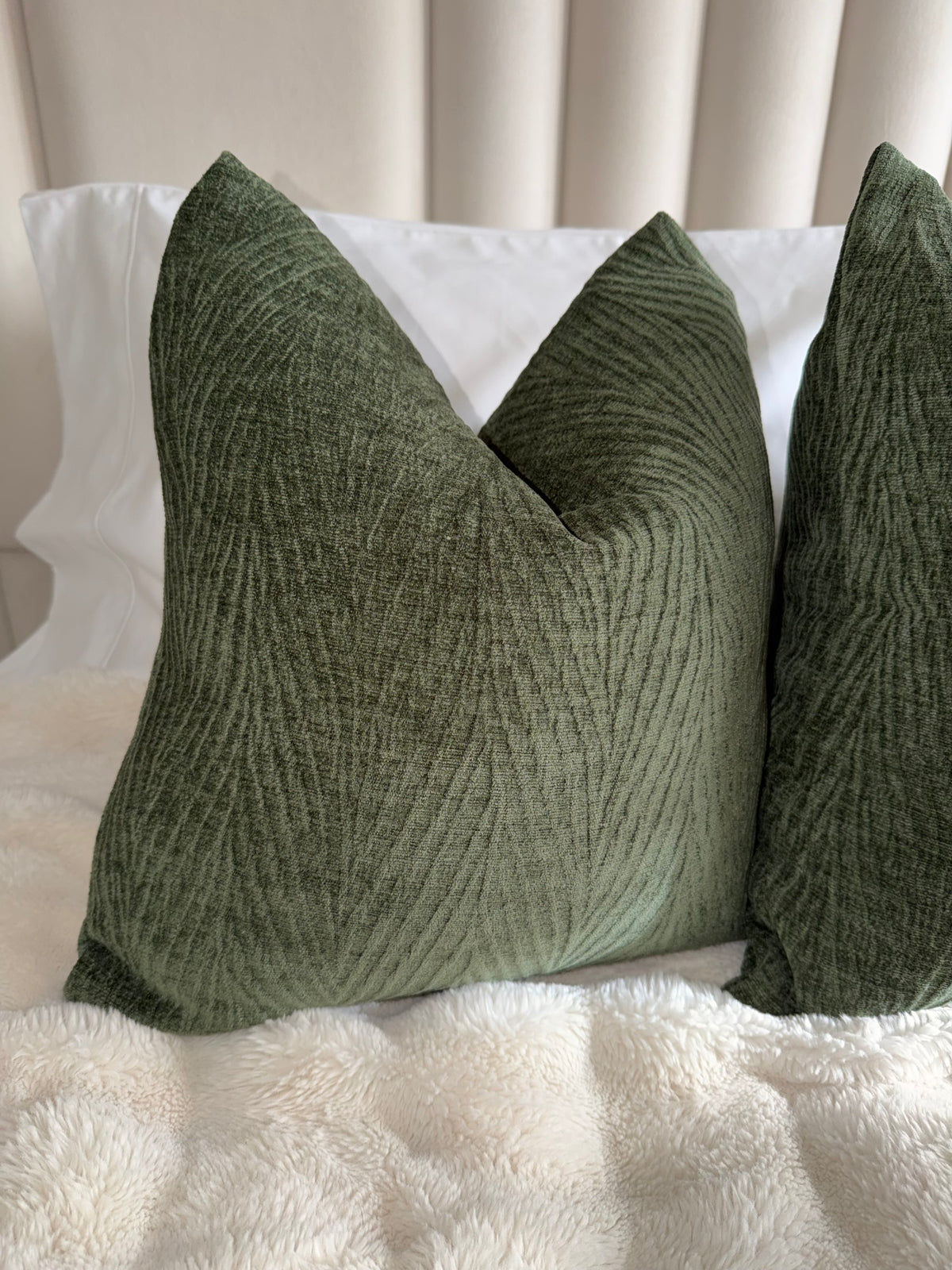 Textured Wave Forest Green